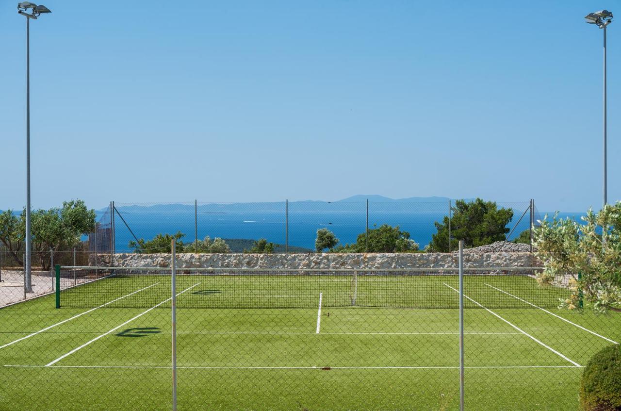 Hacienda Nikolic Villa Milna  Buitenkant foto